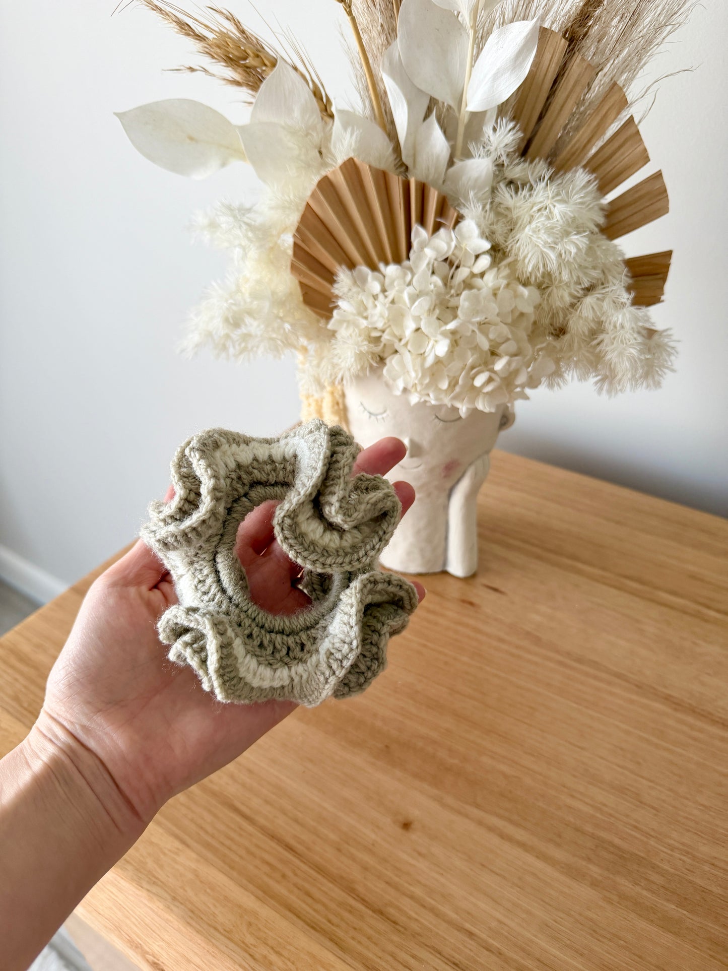 Beige & Cream Crochet Hair Scrunchie