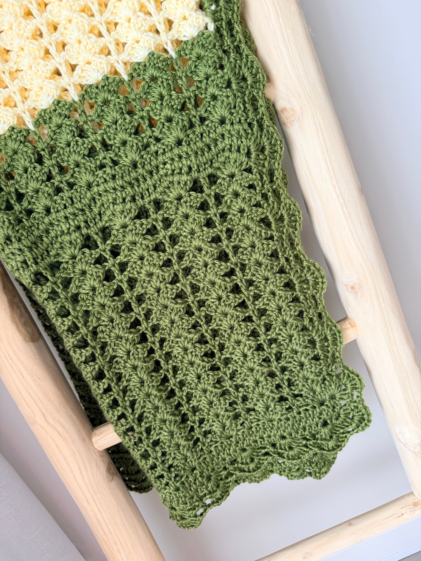Pretty Green & Cream Crochet Runner