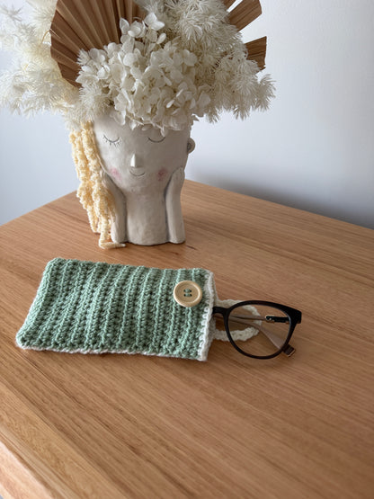 Crochet Glasses/Phone Pocket | Green & Cream