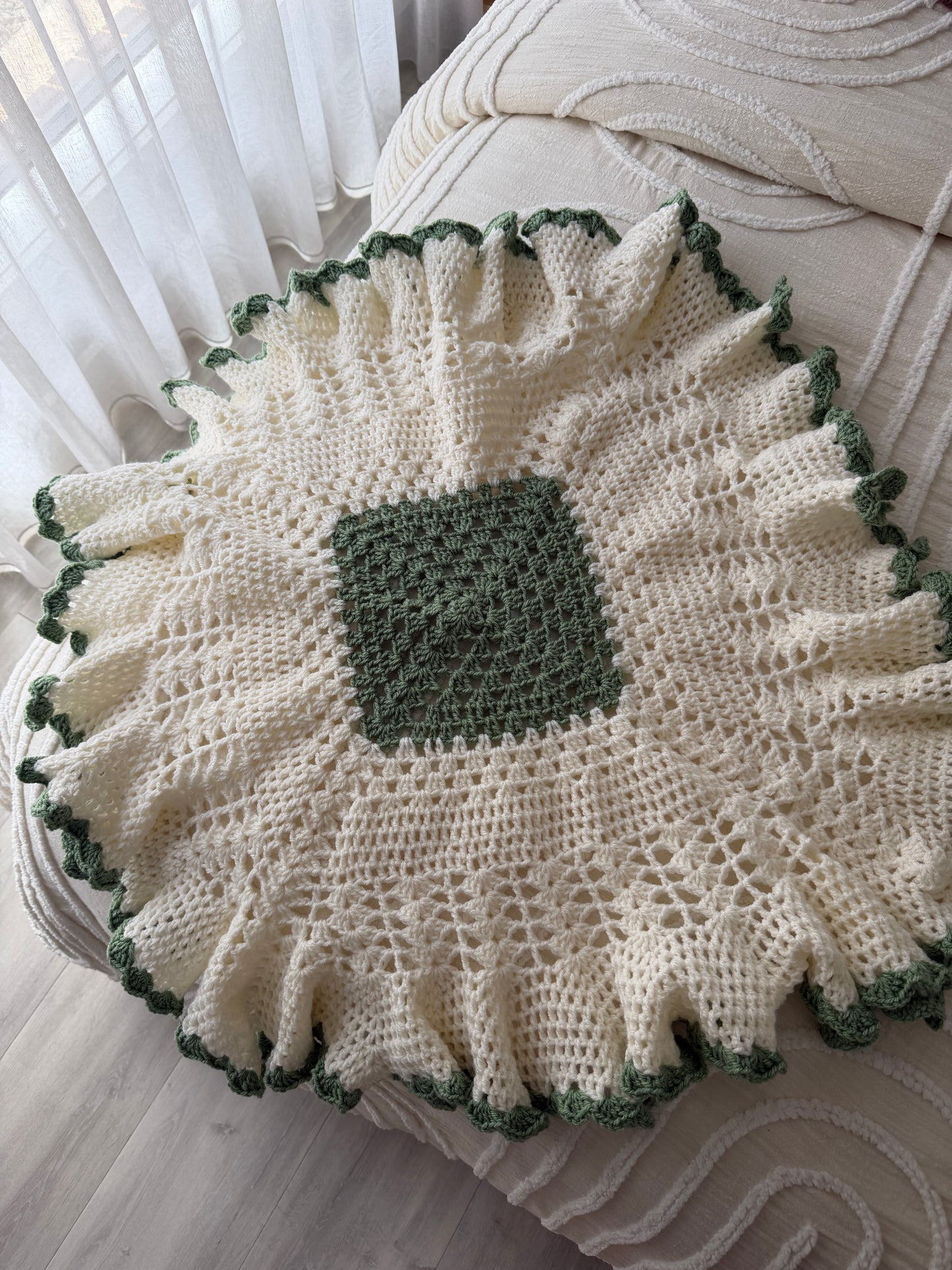 Crochet Baby Blanket | Green & Cream